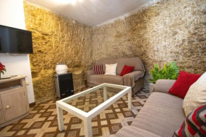 Casa Aveda ( En la Roca), Setenil